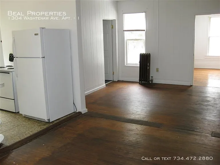 1304 Washtenaw Ave #1 — Photo 8