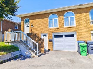 2527 Kingsberry Cres, Mississauga, ON L5B2K7