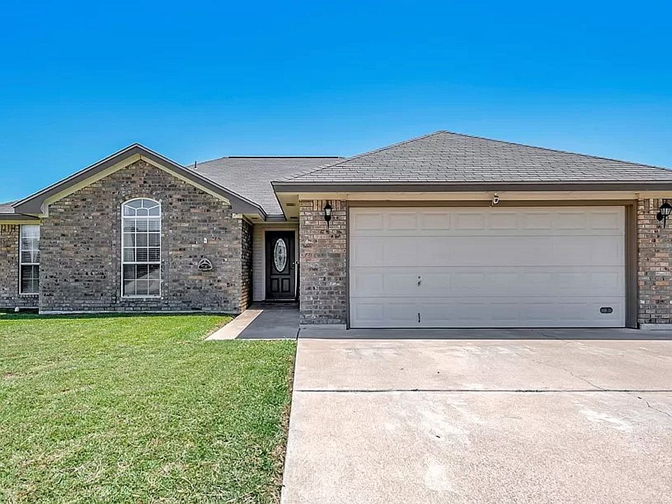 1st image of 4603 Shawn Dr