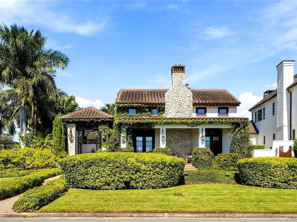 200 BRIGHTWATERS BOULEVARD NE, ST PETERSBURG, FL 33704