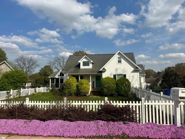 40 Blake St, Greenville, SC 29605