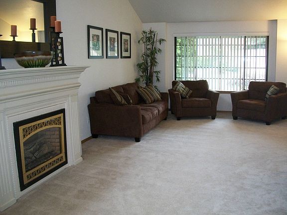 4th image of 6316 Shadywood Ct SE