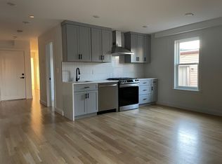 74 Everett St #3A, Boston, MA 02128