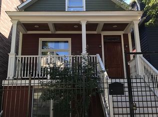 1331 W Nelson St, Chicago, IL 60657