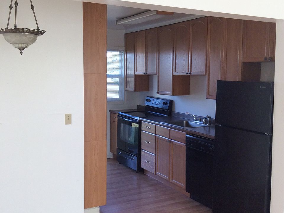 1st image of 4459 Airway Dr NE APT 3