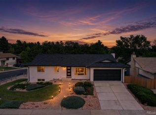 2012 S Yank Way, Lakewood, CO 80228