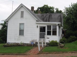 405 E Walnut St, Salem, IN 47167