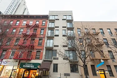 343 East 76th Street in Lenox Hill