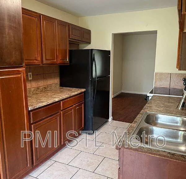 1510 Trampe Ave — Photo 11