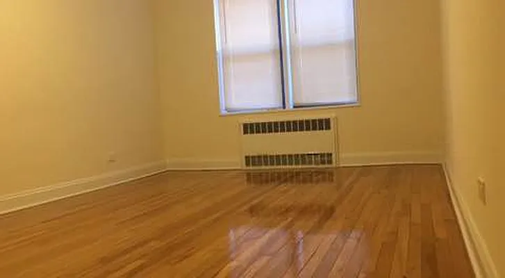 Rented by 718 Realty Inc | media 6