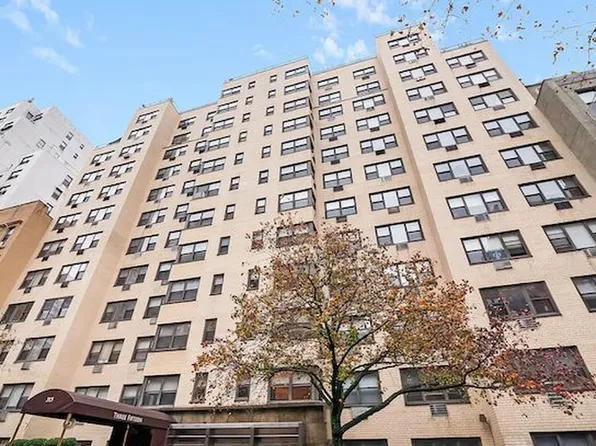 315 East 69th Street image 7 of 7