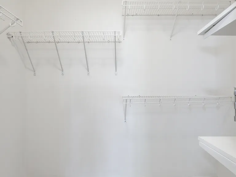 2560 Rockaway Pl — Photo 36