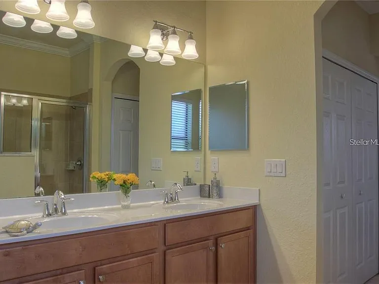 6627 Candlestick Dr — Photo 17