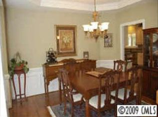 4432 Overlook Cove Rd, Charlotte, NC 28216