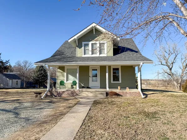595 C St, Phillipsburg, KS 67661