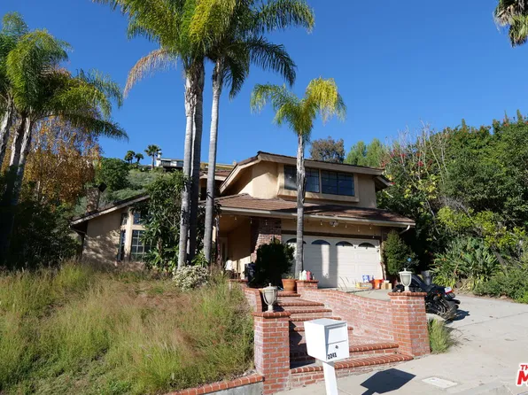 2241 Flintridge Dr, Glendale, CA 91206