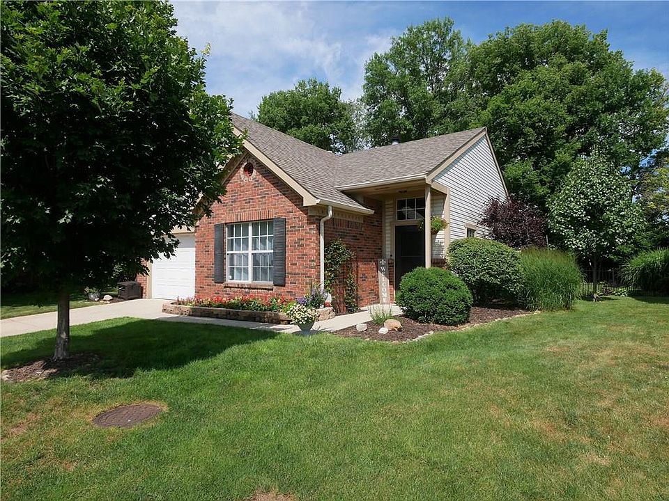 1st image of 11032 Oakridge Dr