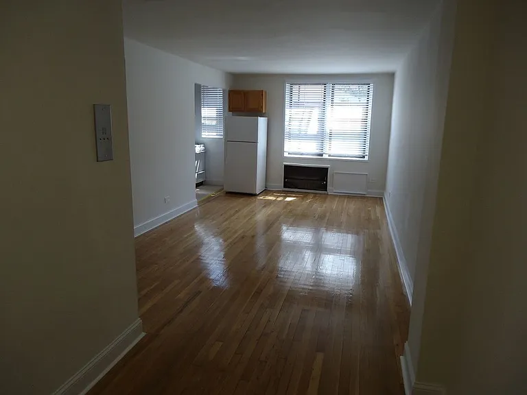 142-10 Hoover Ave #616 — Photo 2