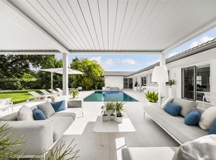 9225 SW 68th St, Miami, FL 33173