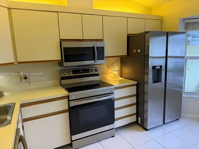 8187 SE Fox Hill Pl — Photo 7