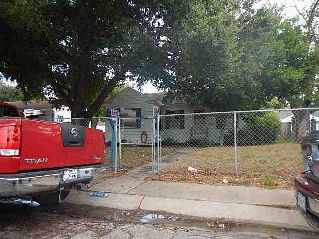 2nd image of 434 Old Robstown Rd