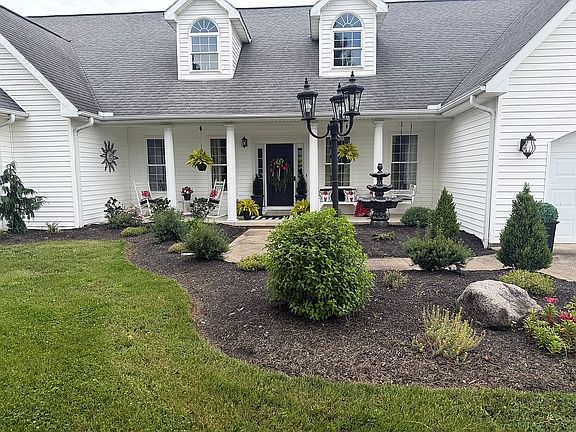 3rd image of 107 Grandview Ave