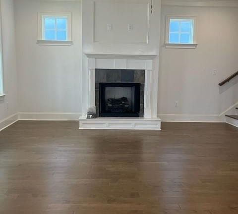 2nd image of 221 Arcadian Way