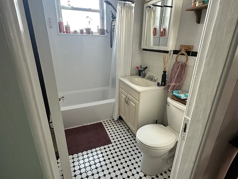 1211 Commonwealth Ave #2B — Photo 9