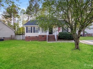 5825 Seward Dr, Knightdale, NC 27545