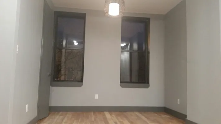 Rented by Nooklyn NYC LLC | media 13