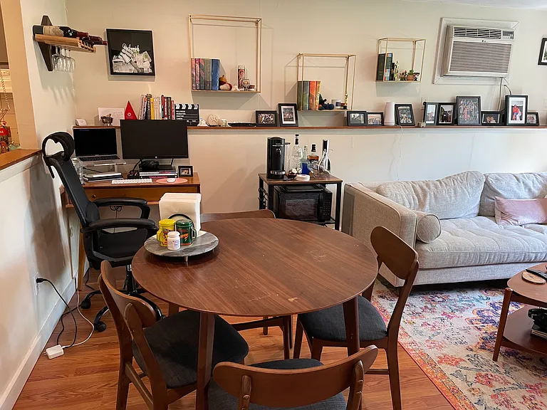 102 Alpine St #5 — Photo 3