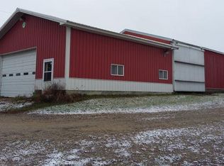 N6692 Kroghville Rd, Waterloo, WI 53594