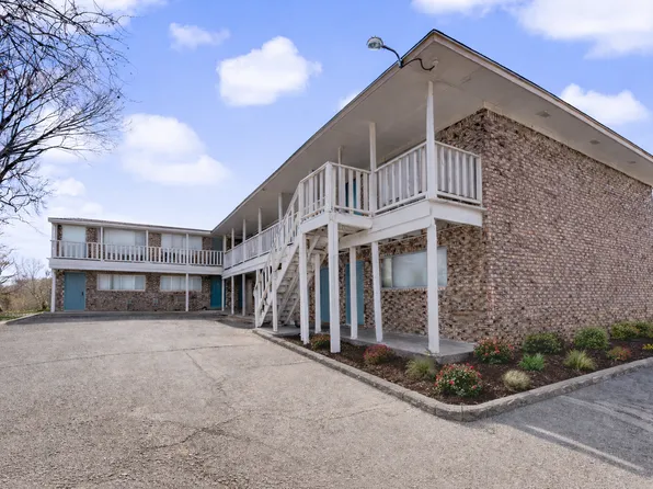 One Bedroom Apartments on Marshall!
