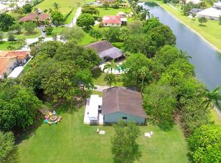 16111 SW 61st Ct, Southwest Ranches, FL 33331