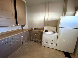 913 Lafayette St, Waterloo, IA 50703