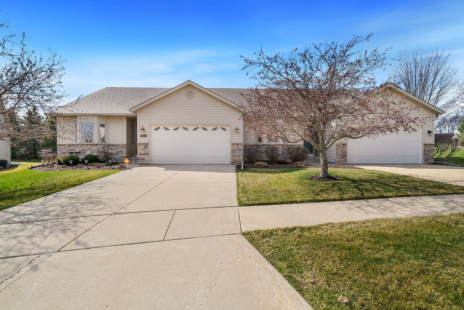 1453 Boulder Creek Way #2 photo 1