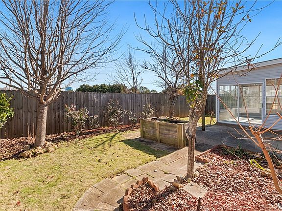4th image of 5649 Montpelier Dr