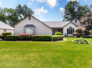 12478 Watkins Dr, Shelby Township, MI 48315