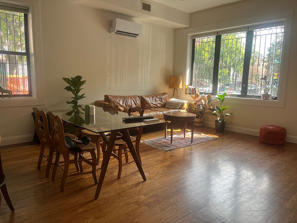 1st image of 205 Gates Ave #1