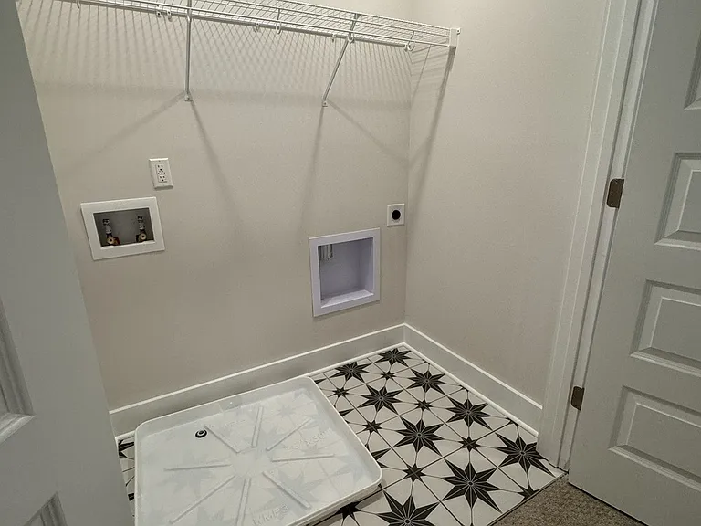 Washer & Dryer Closet