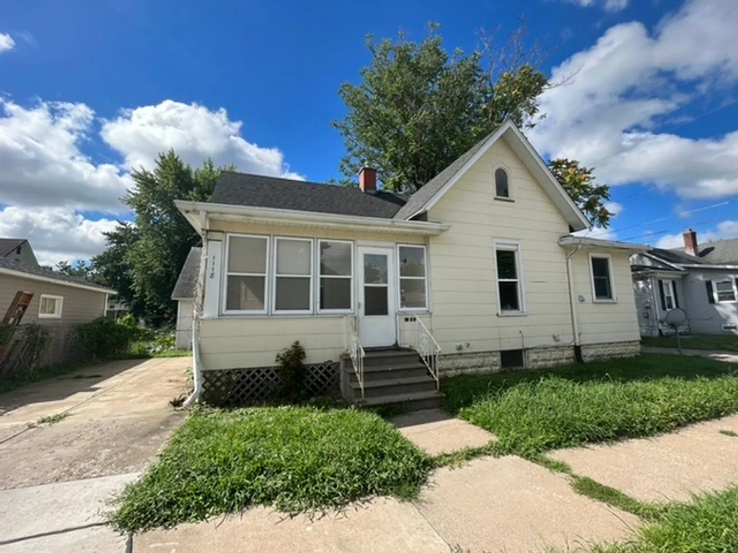 2 Bed House — Photo 1