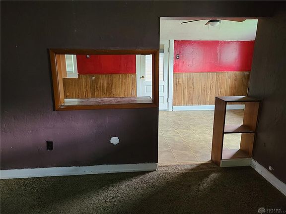 3rd image of 215 N Cedar St