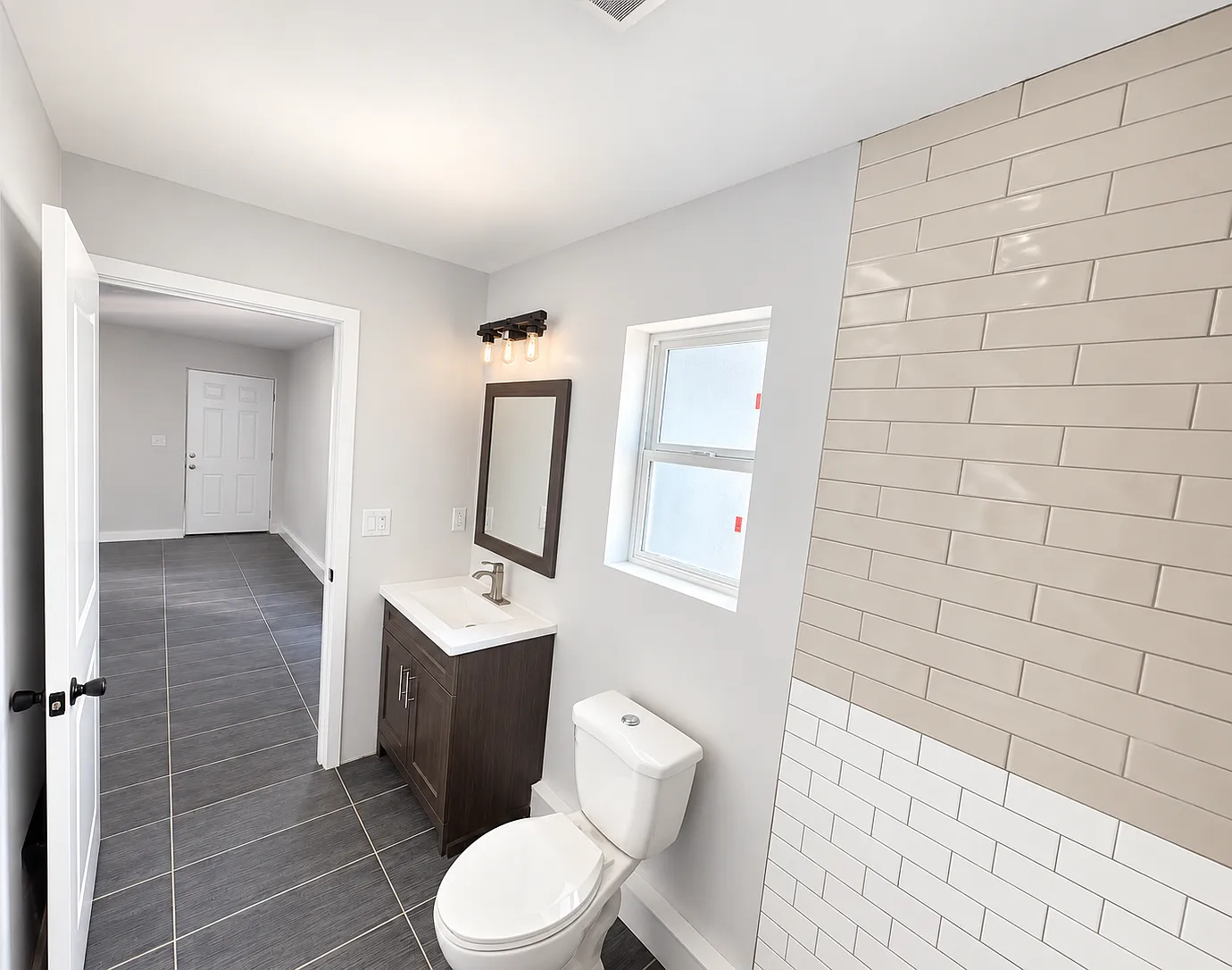 2 bed, 665 sqft, $2,450 — Photo 4