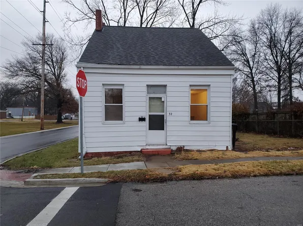32 N 16th St, Belleville, IL 62220