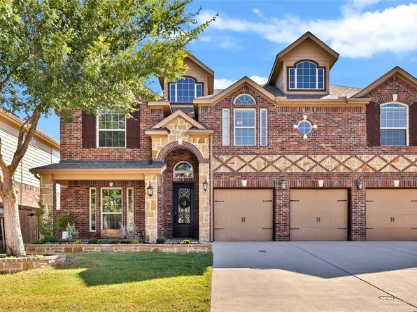 9832 Amaranth Dr, Fort Worth, TX 76177