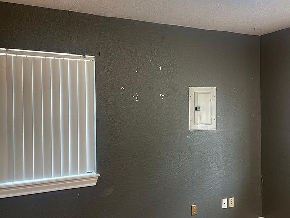 4th image of 10533 S Padre Island Dr