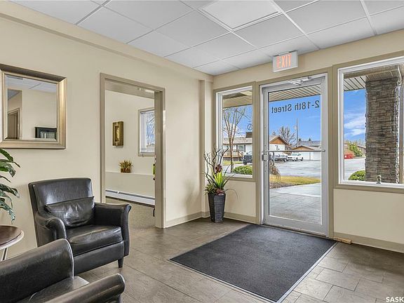 5th image of 2 18th St E #305