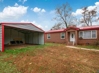 1006 Woodall St, Albertville, AL 35951