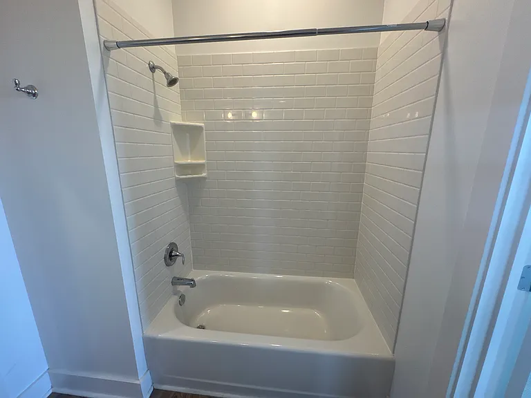 MV Flats @ Riverlights — Photo 21