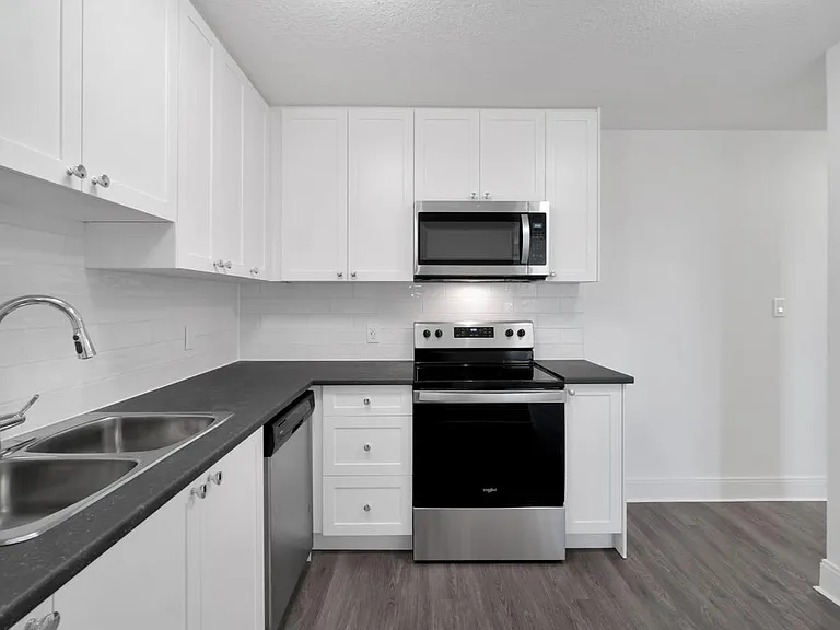21 Prideaux St #407 — Photo 15